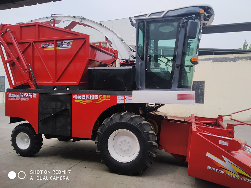 9QZS-2650自走式青儲(chǔ)機(jī)