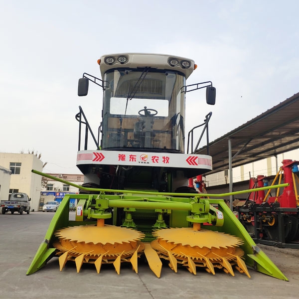 玉米青儲(chǔ)機(jī) 玉米青儲(chǔ)機(jī)